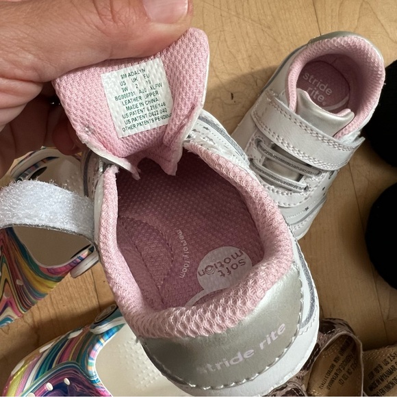 Tie dye crocs and other shoes - Picture 10 of 11